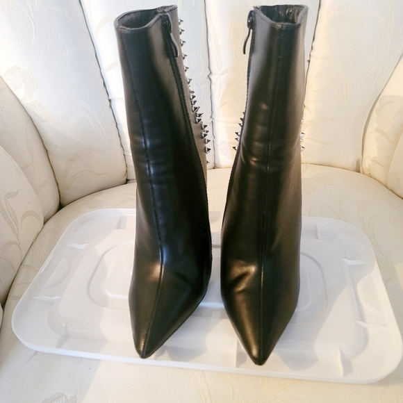 Bella Luna Boots - Picture 2 of 7